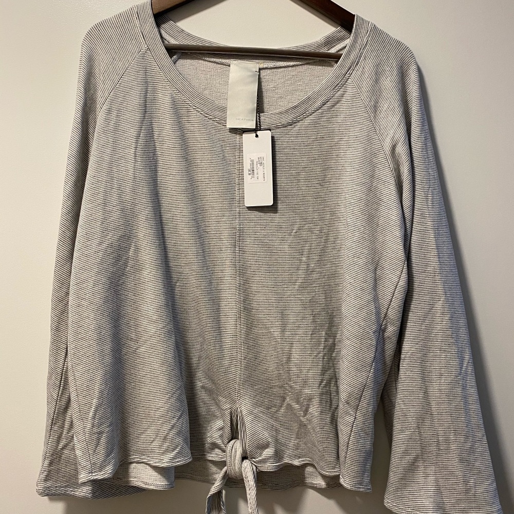 NWT Heather Stripe knot (optional) Top